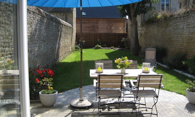 Luc-sur-Mer Apartment | Apartment full of seaside charm