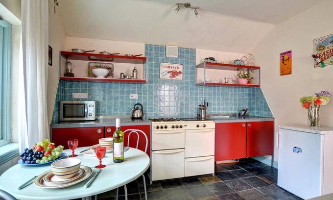 Little Petherick Apartment | Apartment ∙ 1 bedroom ∙ 2 guests