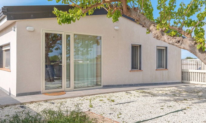 Granelli Apartment | Apartment 'Gelso' with Private Terrace, Wi-Fi and Air Conditioning