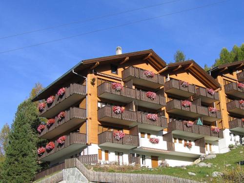 Graechen Apartment | Apartment Gentiana - Utoring-42 by Interhome