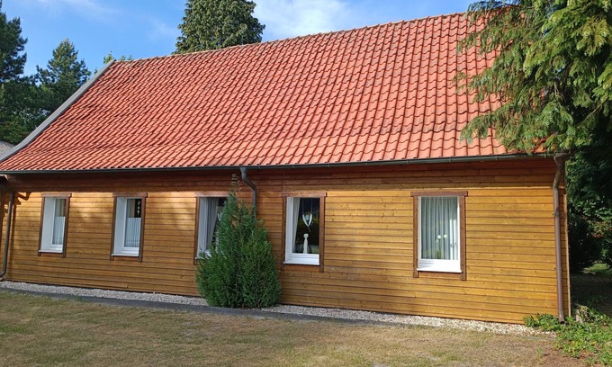 Steinfurt Apartment | Apartment 'Haarkotten' with Private Terrace, Shared Garden and Wi-Fi