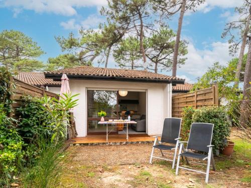 Mimizan Apartment | Apartment Hameau du courant-2 by Interhome