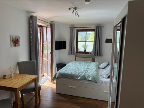 Zwiesel Apartment | Apartment Heidelbeere Pool Sauna Netflix WIFI