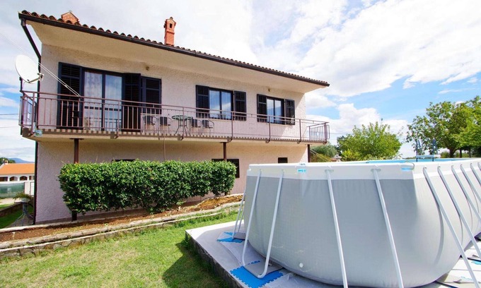 Sajini Apartment | Apartment in Šajini near Stunning Blue Sea