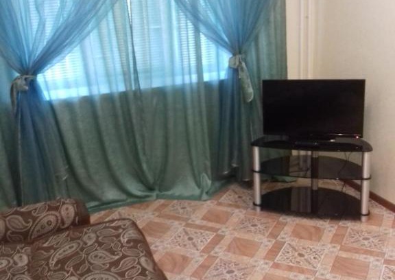 Nefteyugansk Apartment | Apartment in 14 Microdistrict