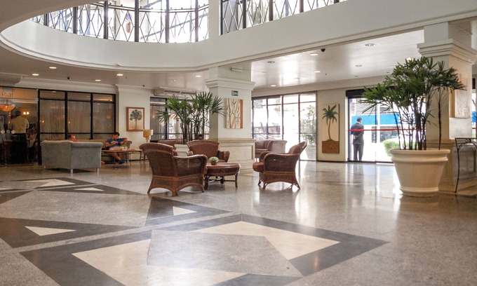 Meireles Apartment | Apartment in a Hotel with Parking - Good Value for Money