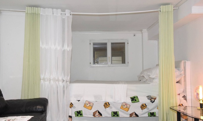 Bondy Apartment | Apartment in a Villa, Tourist Accomodation Grand Paris