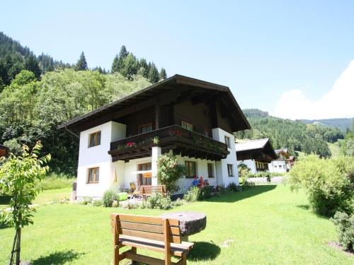 Dorf Dienten Apartment | Apartment in Dienten near Ski Lift