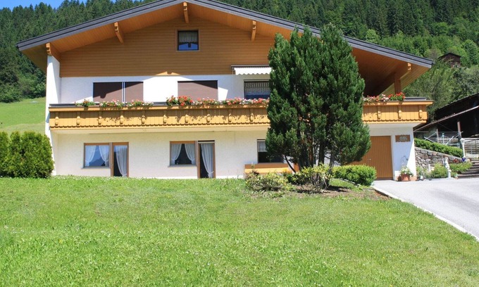 Bartholomaeberg Apartment | Apartment in Bartholomäberg near the ski area