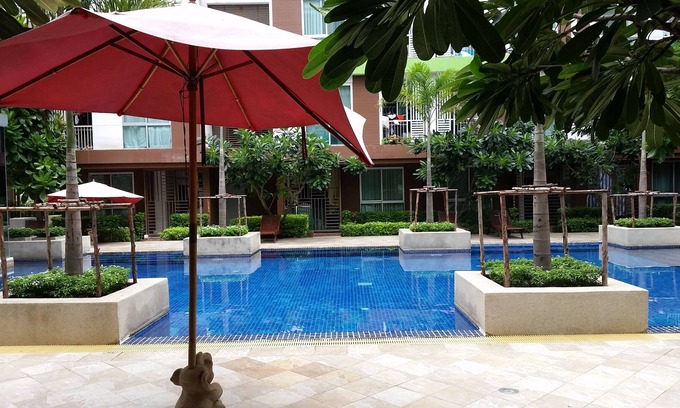 Khlong Chan Apartment | Apartment in Bangkok near Pool