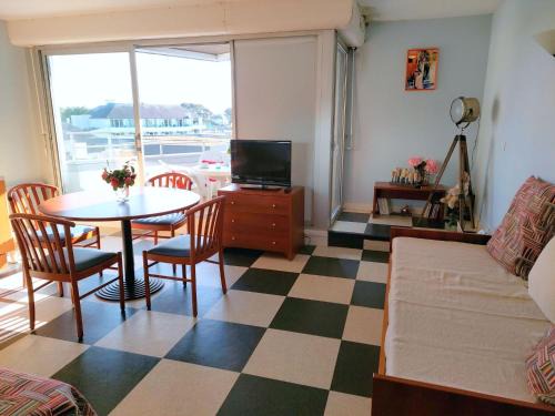 Benodet Apartment | Apartment in Cornouaille near Sandy Beach