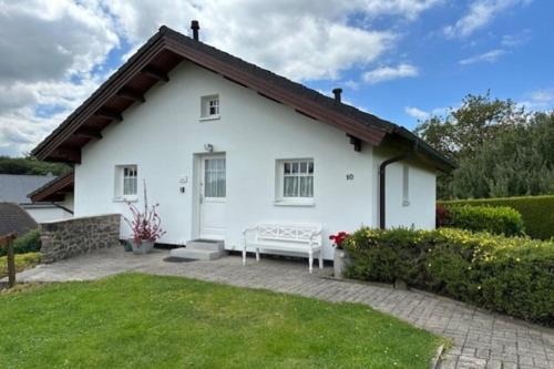 Lissendorf Apartment | Apartment in Eifel with Scenic Views