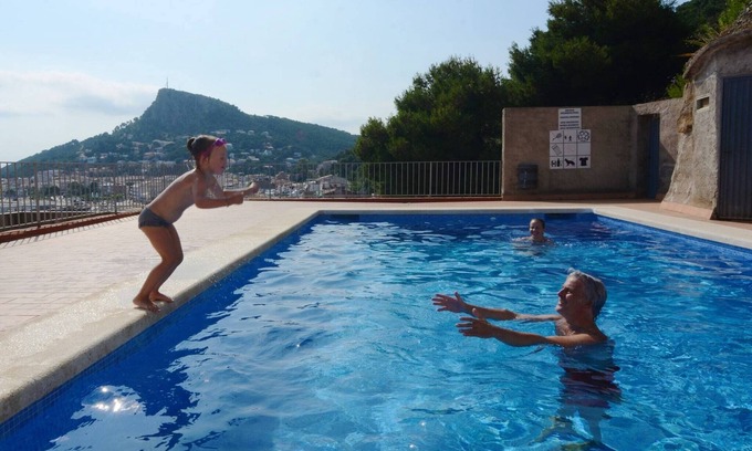 L'Estartit Apartment | Apartment in Estartit near sea beach