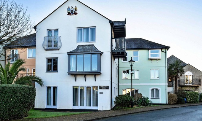 Mylor Churchtown Apartment | Apartment in Falmouth near Beaches & Harbour
