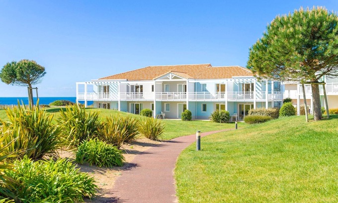 Chateau-d'Olonne Apartment | Apartment in France near Scenic Views