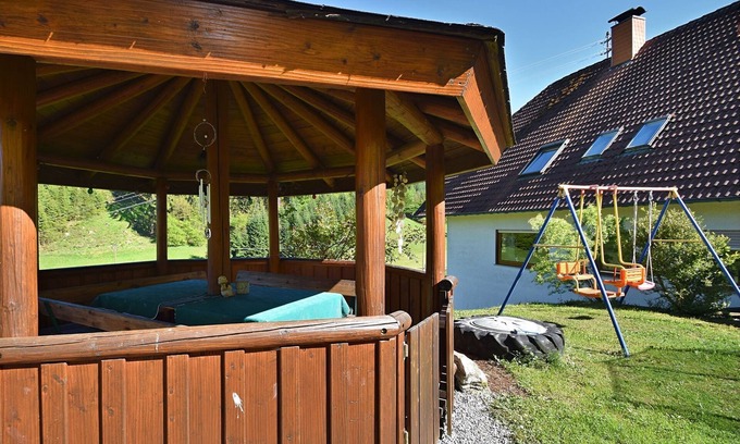 Hofstetten Apartment | Apartment in Hofstetten surrounded by nature