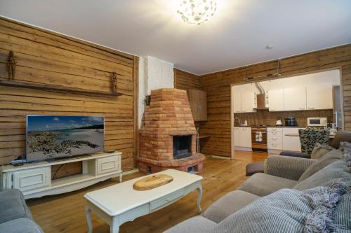 Pohja-Parnumaa Parish Apartment | Apartment in Kalamaja