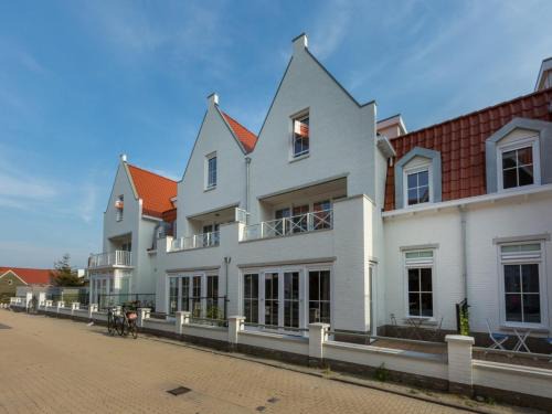 Dishoek Apartment | Apartment in Koudekerke near Seabeach, cleaning included
