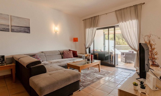 Chinicato Apartment | Apartment in Lagos with Pool