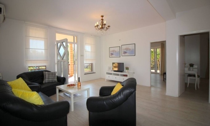 Antonci Apartment | Apartment in Poreč with Terrace, Air condition, WIFI, Dishwasher (4400-10)