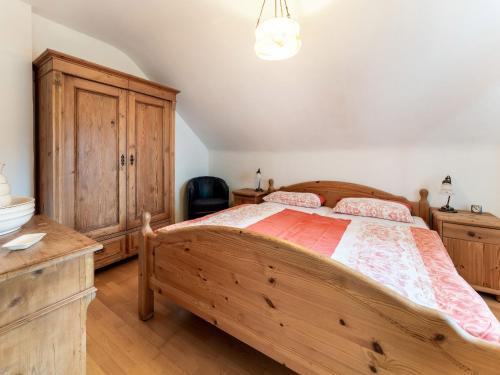 Reifferscheid Apartment | Apartment in Reifferscheid with garden, cleaning included