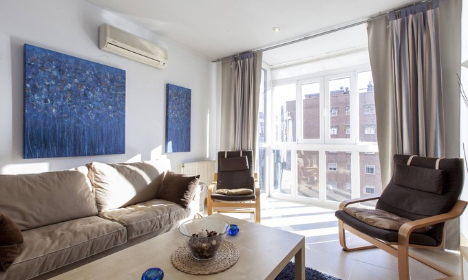 Las Acacias Apartment | Apartment in the center of Madrid, Rastro