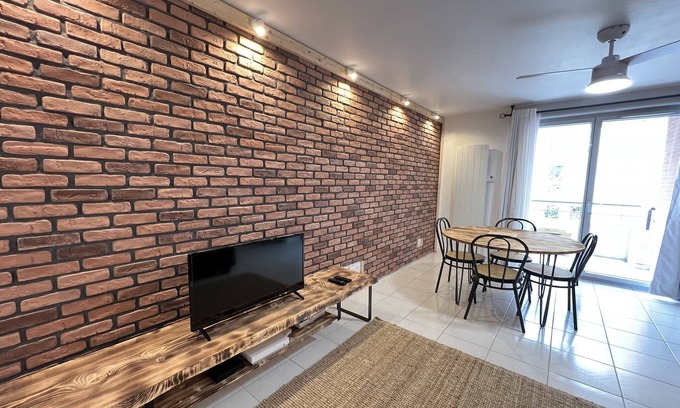 Saint - Aubin - Dupuy Apartment | Apartment in Toulouse with private parking