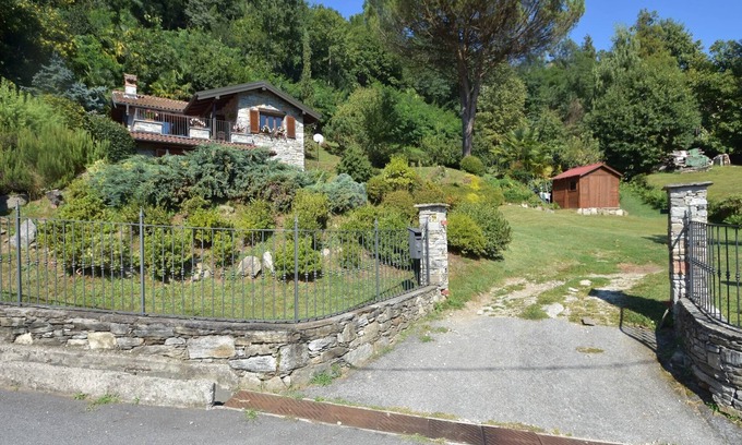 Suna Apartment | Apartment in Verbania near Lake and Islands