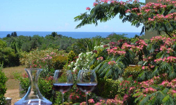 Zambratija Apartment | Apartment in Zambrattia with sea view balcony, garden, parking, WiFi, AC