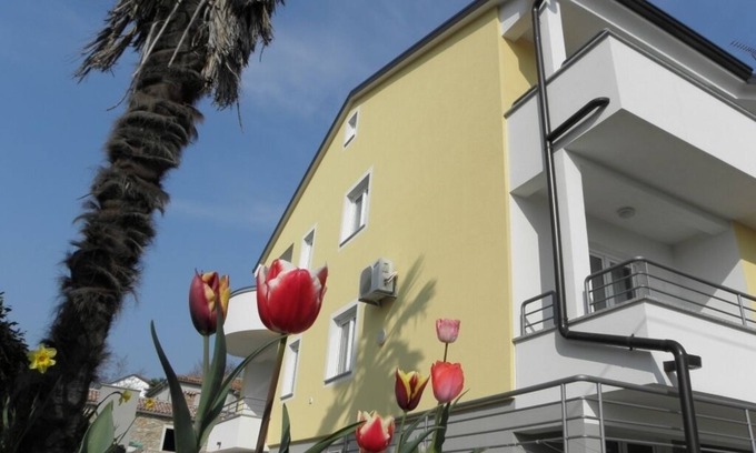 Zambratija Apartment | Apartment in Zambratija with Seaview, Balcony, Air condition, WIFI (158-3)