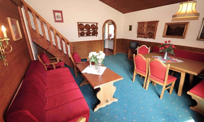 Zell am Ziller Apartment | Apartment in Zell am Ziller with Two-Bedrooms 1