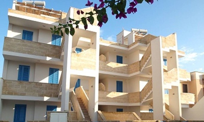 Torre Mozza Apartment | Apartment overlooking the sea and very close to it