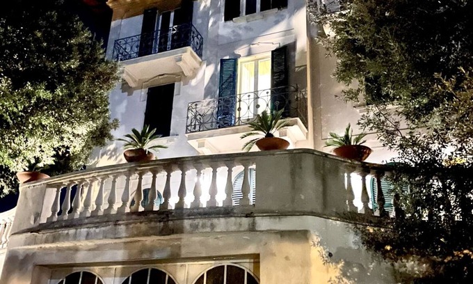 Tuoro sul Trasimeno House | Apartment in period villa Trasimeno Lake view
