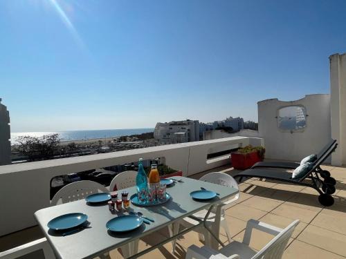 Le Couchant Apartment | Apartment Jardins d'Ulysse II by Interhome