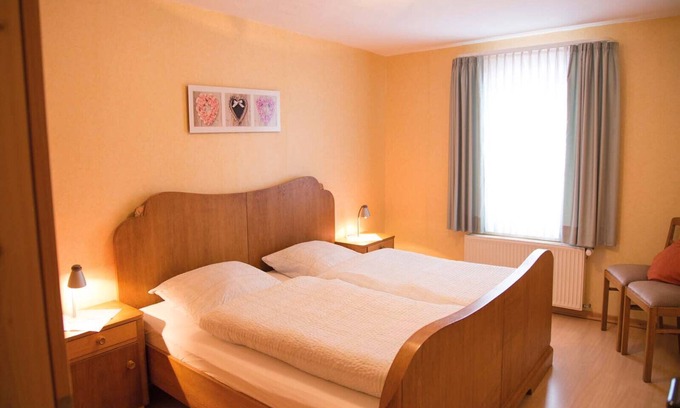 Gellinghausen Apartment | Apartment 'Klatschmohn' with shared terrace and Wi-Fi