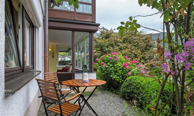 Oberried Apartment | Apartment 'Kneissler' with Mountain View, Private Terrace and Wi-Fi