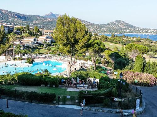Cap Esterel Apartment | Apartment L'Esquinade - FH206 by Interhome