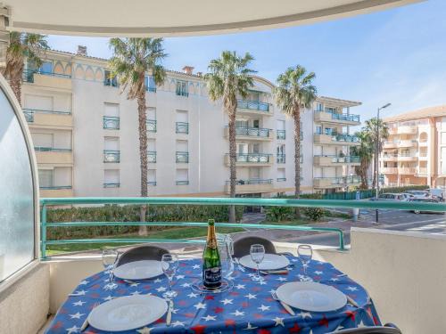 Frejus Port Apartment | Apartment L'Open-11 by Interhome