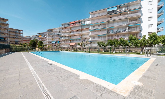La Pineda Apartment | Apartment 'La Pineda' with Sea View, Wi-Fi and Air Conditioning