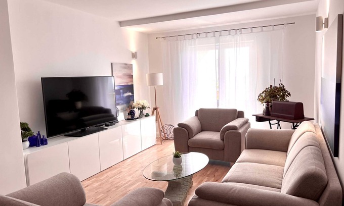 Gruz Apartment | Apartment Lana - Two Bedroom Apartment with Terrace and Sea View