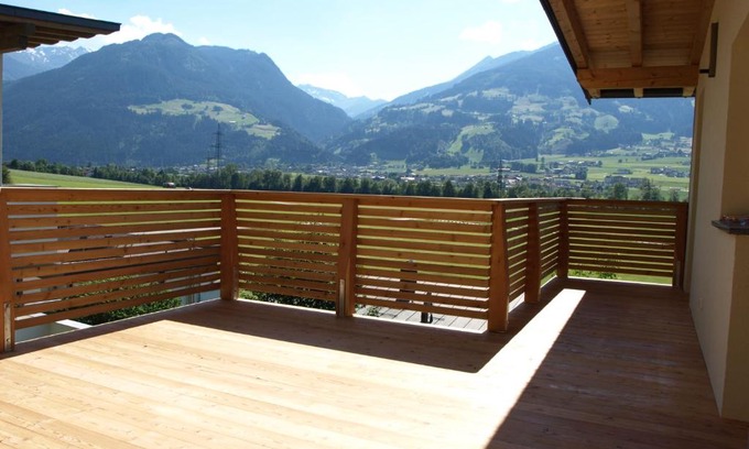 Helfenstein Apartment | Apartment Lanser