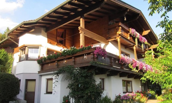 Ellmau Apartment | Apartment Lavender - Apartment/3 bedrooms/bath, WC