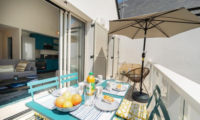 Quiberon Apartment | Apartment Le Clos Moguer-1 by Interhome