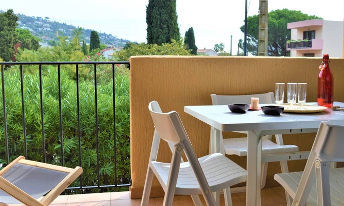 Le Lavandou Apartment | Apartment Le Lavandou, studio flat, 4 persons