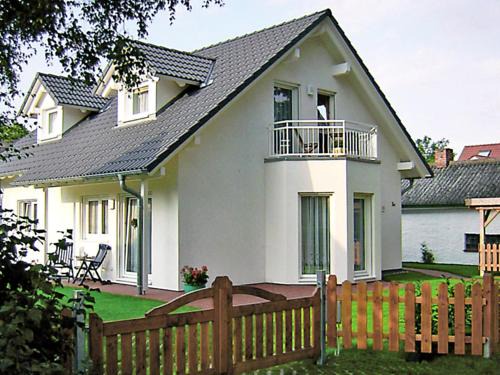 Ostseebad Prerow Apartment | Apartment Lemke by Interhome