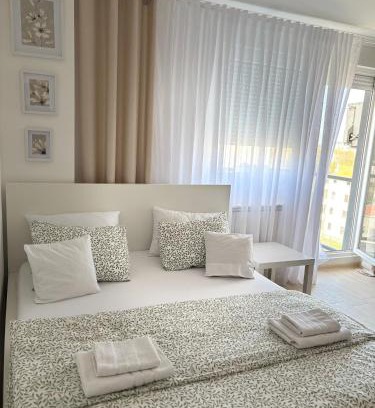Inija Apartment | Apartment Leona