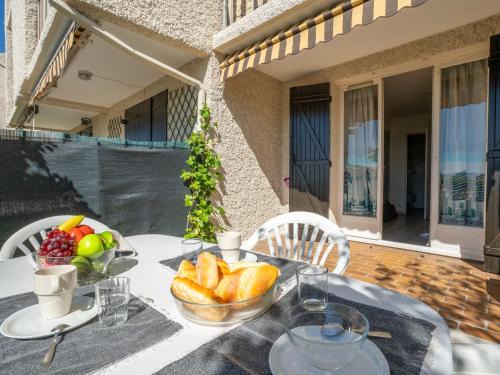La Madrague Apartment | Apartment Les Aigues Marines-1 by Interhome