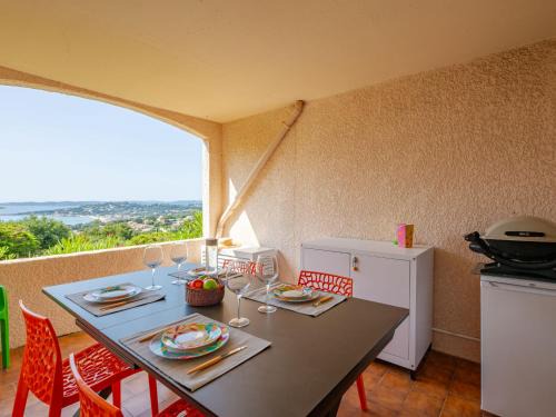 La Nartelle Apartment | Apartment Les Coteaux de la Nartelle-20 by Interhome