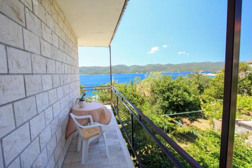 Kuciste Apartment | Apartment Lile