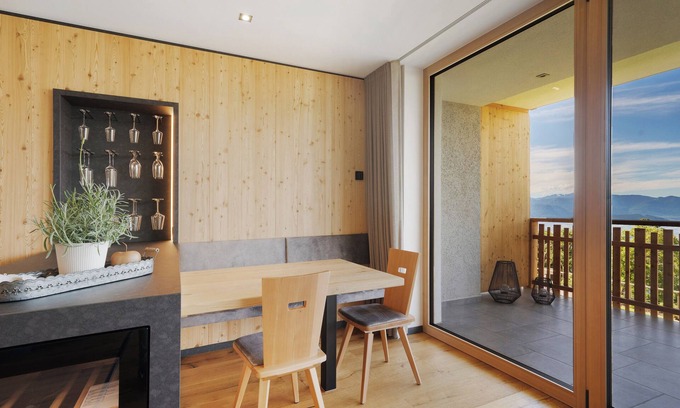 Salonetto Apartment | Apartment 'Lodge Lavendel' with Mountain View, Private Terrace and private sauna